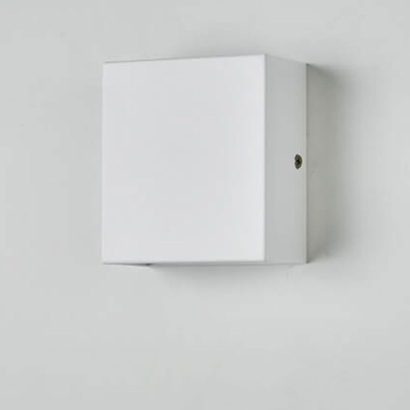 Motion Sensor Wall Light Adjustable Outdoor LED Illumination
