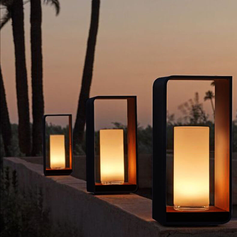 Modern Outdoor Pathway & Garden Light