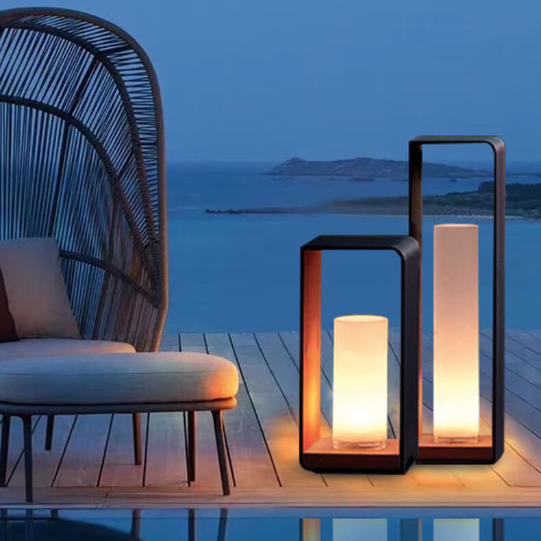 Modern Outdoor Pathway & Garden Light