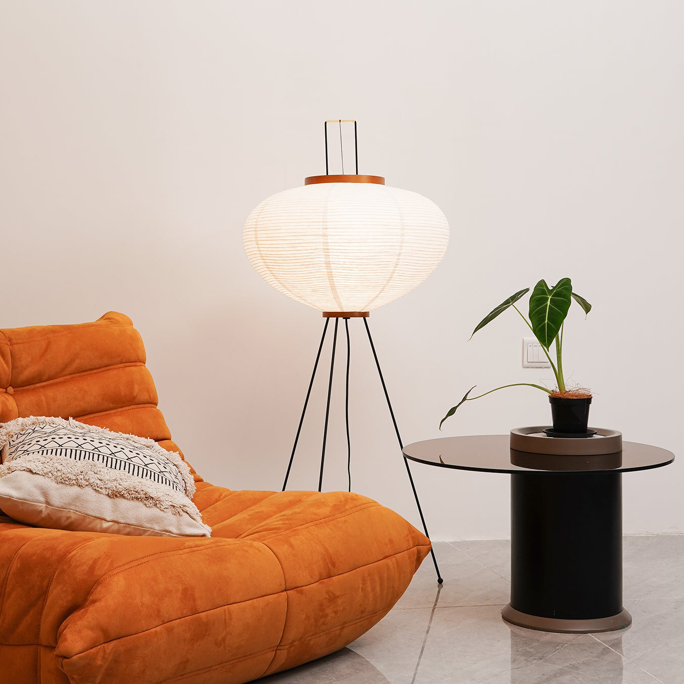 Arashi Floor Lamp