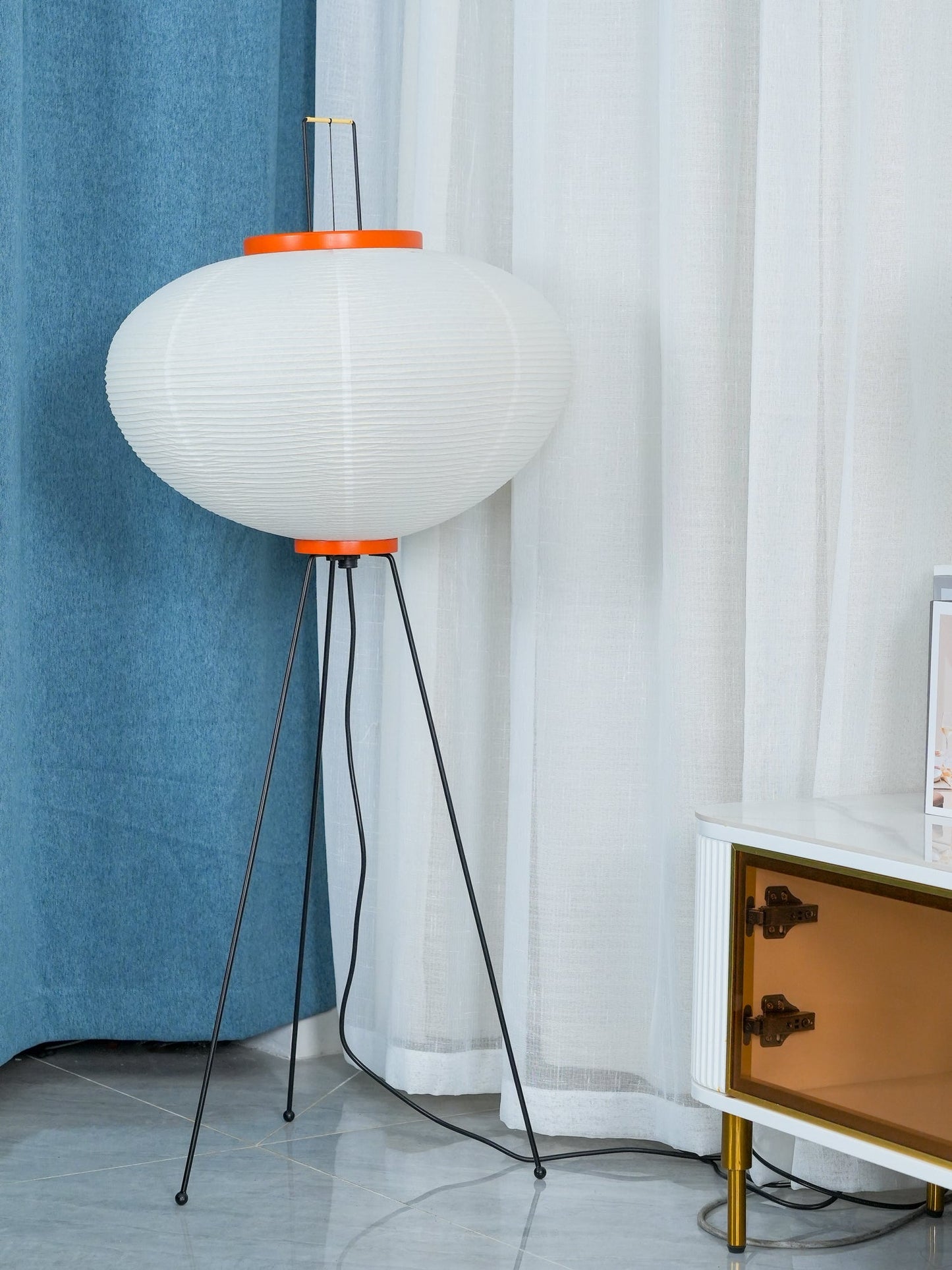 Arashi Floor Lamp