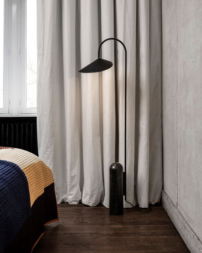 Cavello Floor Lamp