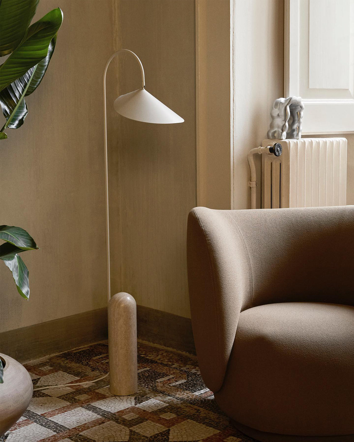 Cavello Floor Lamp