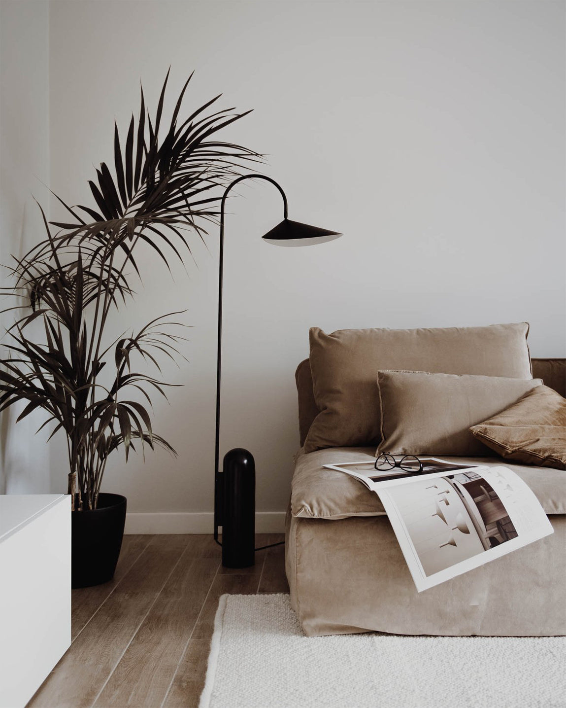 Cavello Floor Lamp