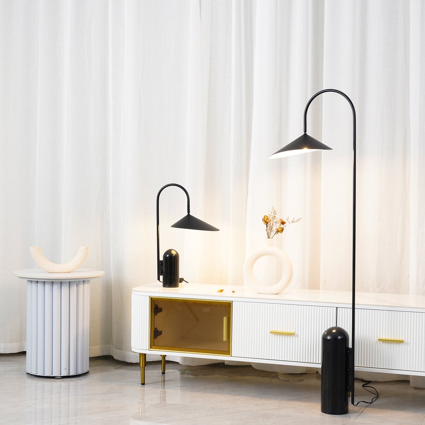Cavello Floor Lamp