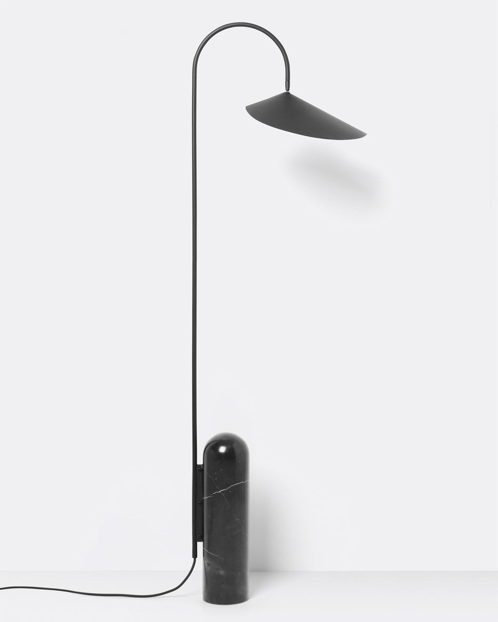 Cavello Floor Lamp