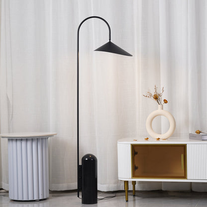 Cavello Floor Lamp