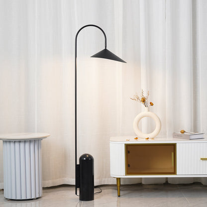 Cavello Floor Lamp