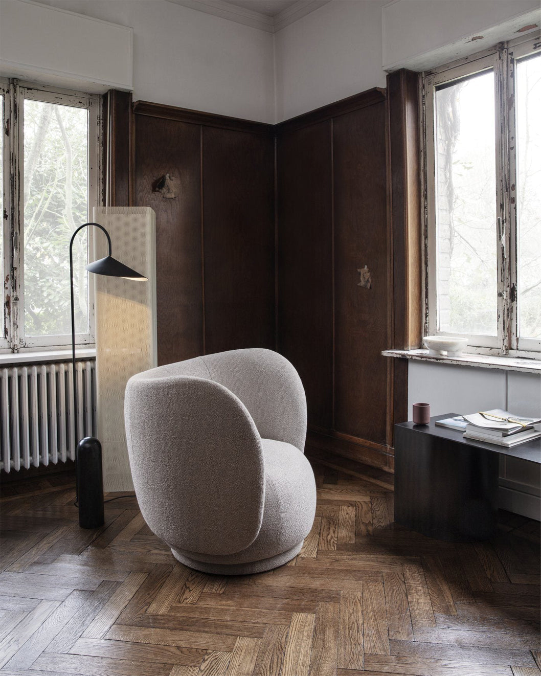 Cavello Floor Lamp