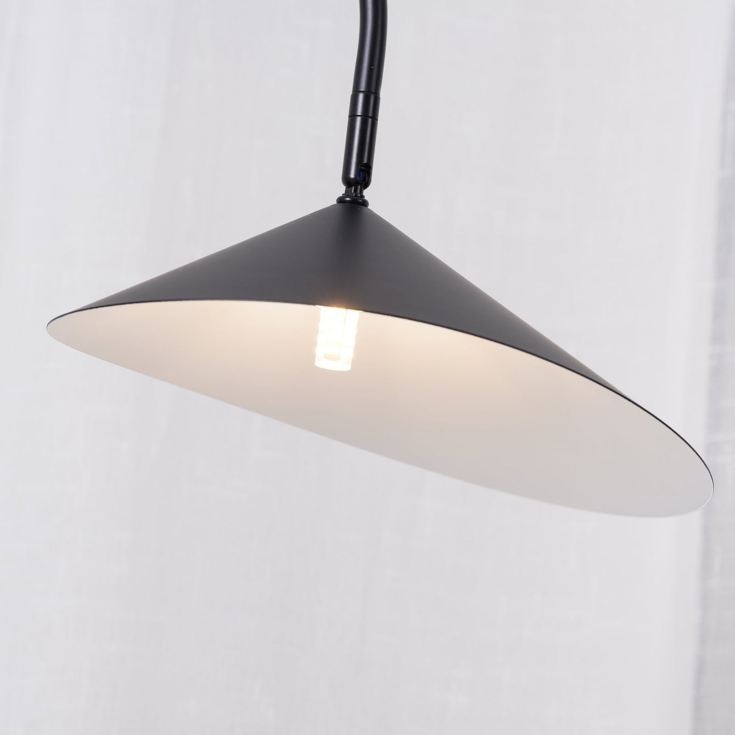 Arvello Table Lamp