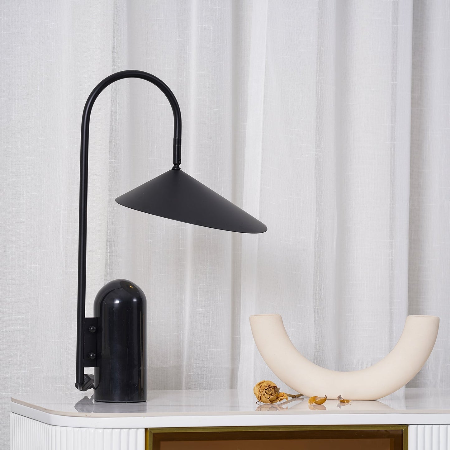 Arvello Table Lamp