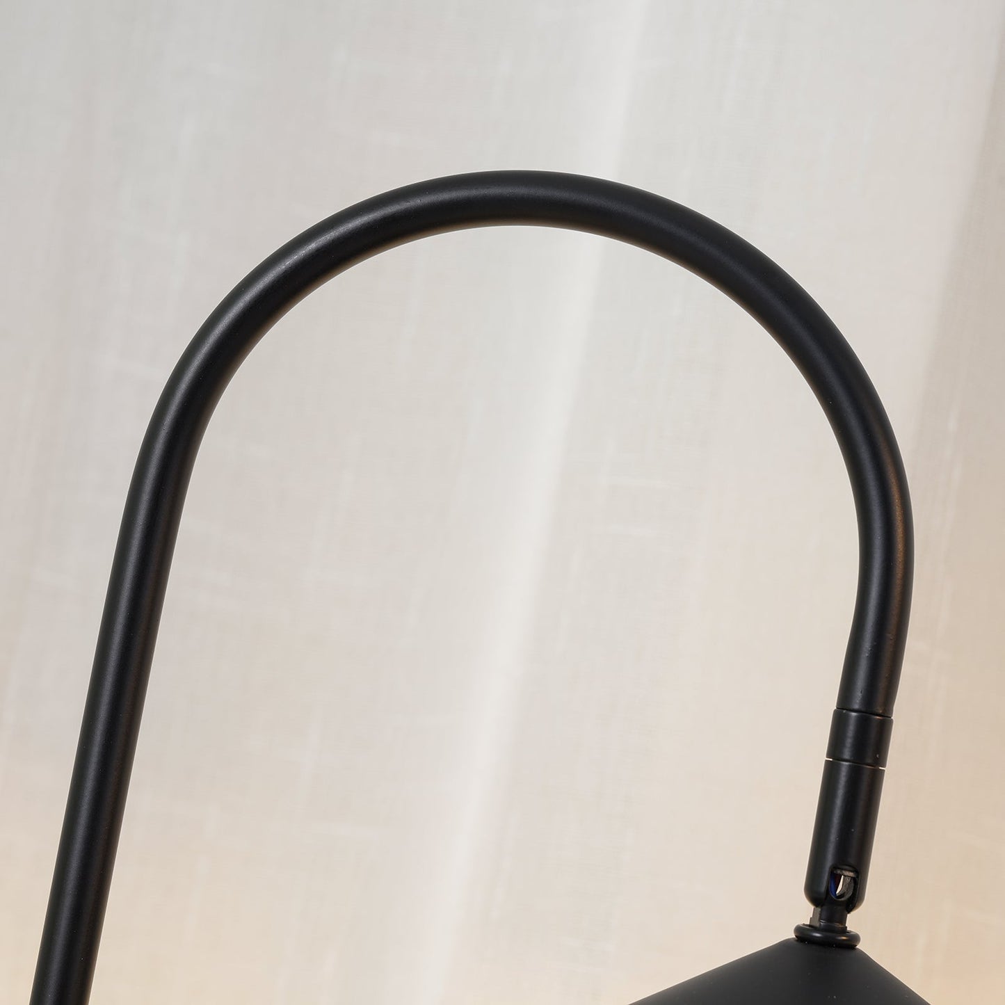 Arvello Table Lamp