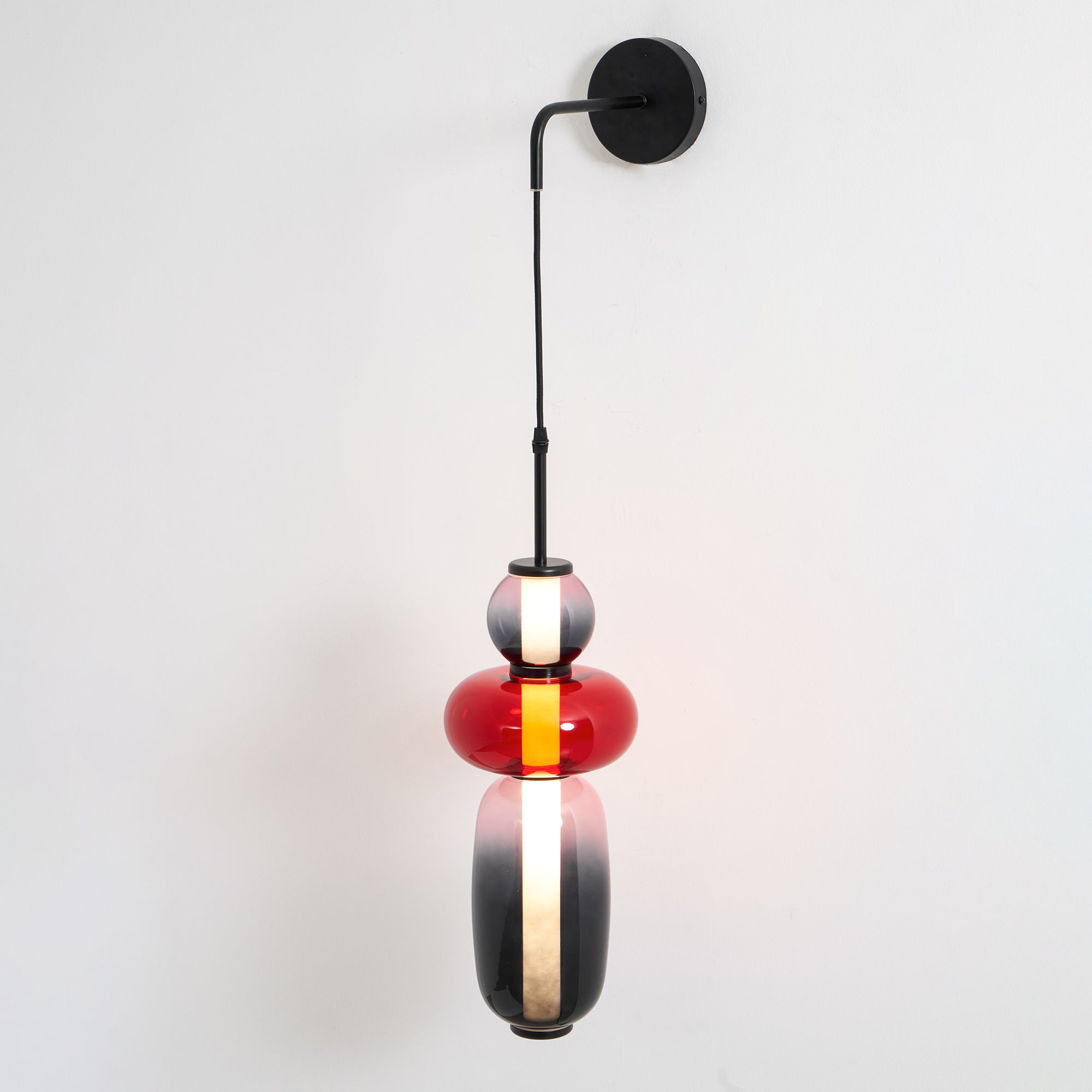Unique Decorative Wall Lights for Creative Interiors