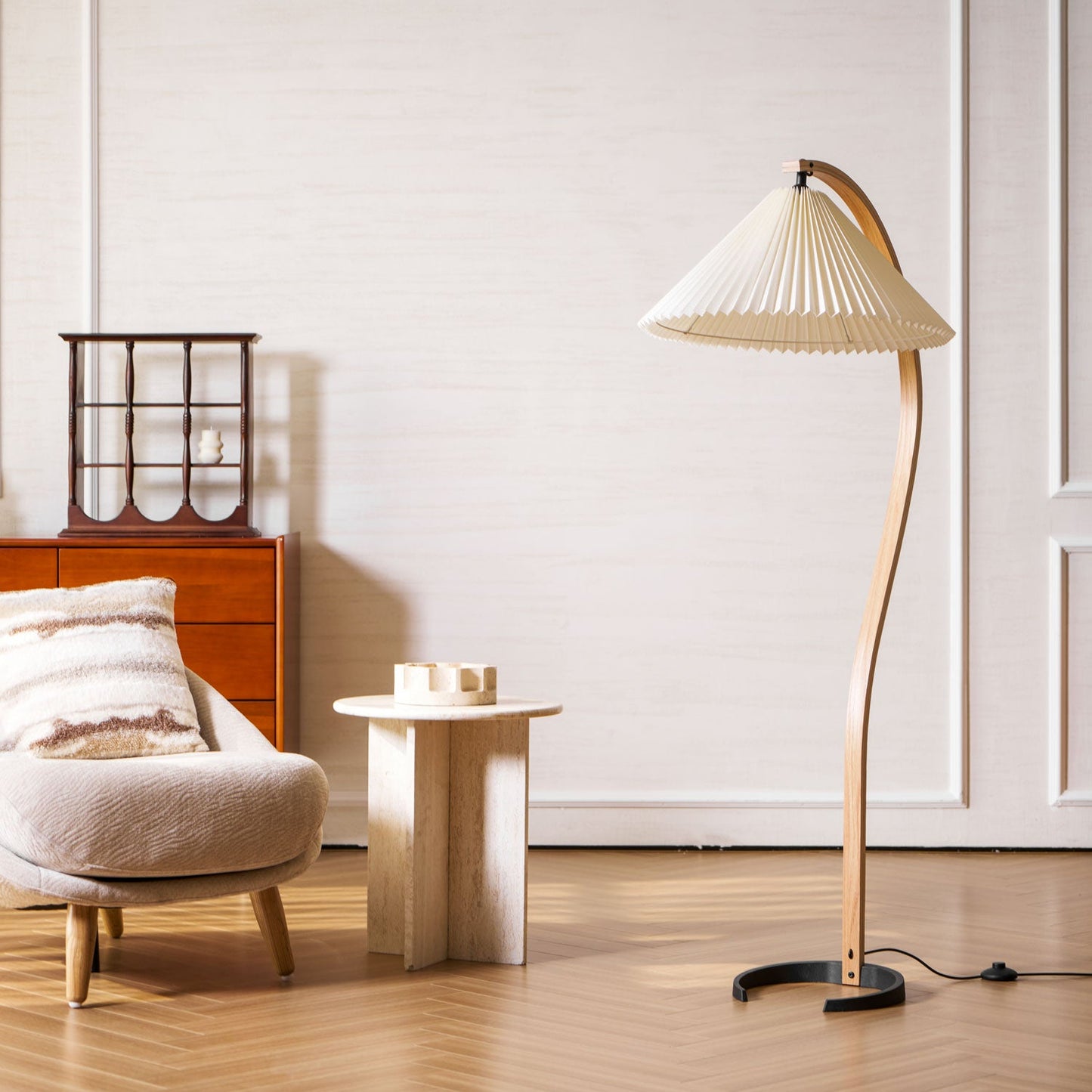 Belvaro Floor Lamp
