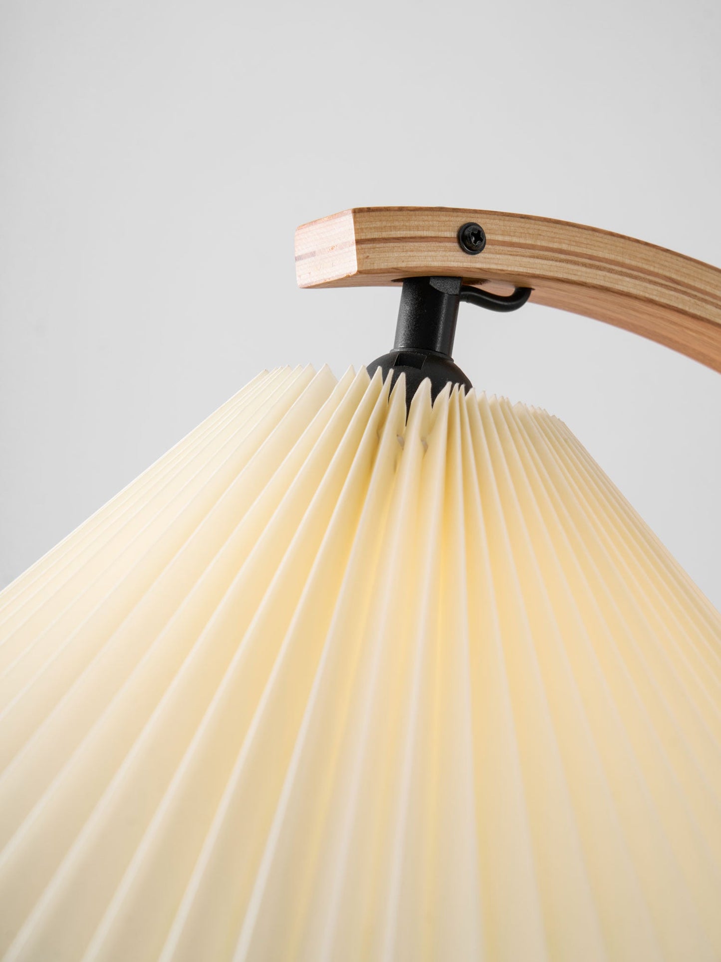 Belvaro Floor Lamp