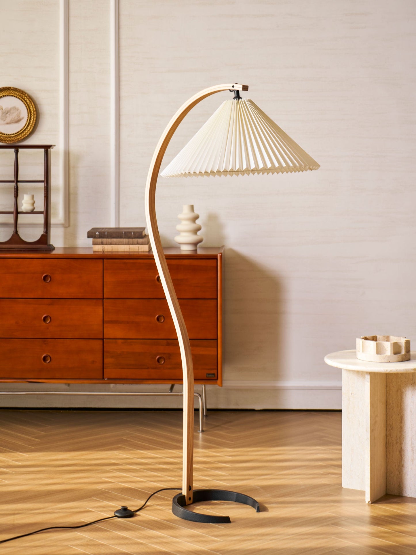 Belvaro Floor Lamp