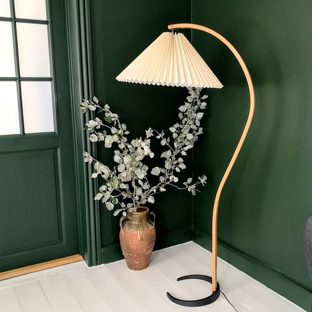 Belvaro Floor Lamp