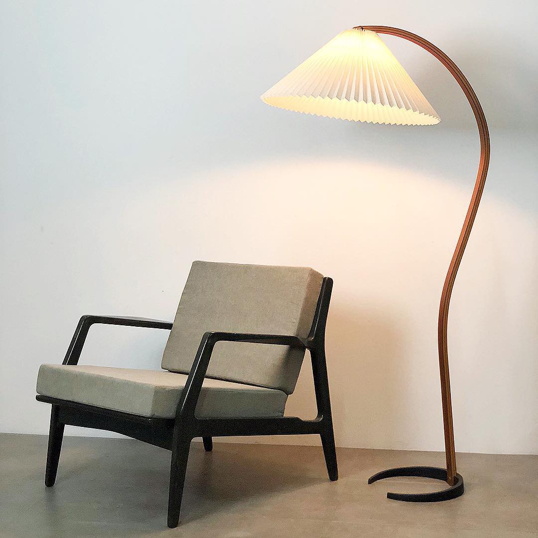 Belvaro Floor Lamp