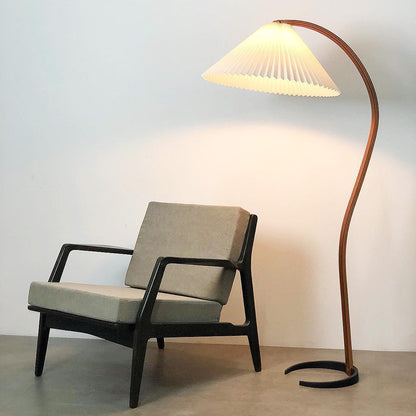 Belvaro Floor Lamp