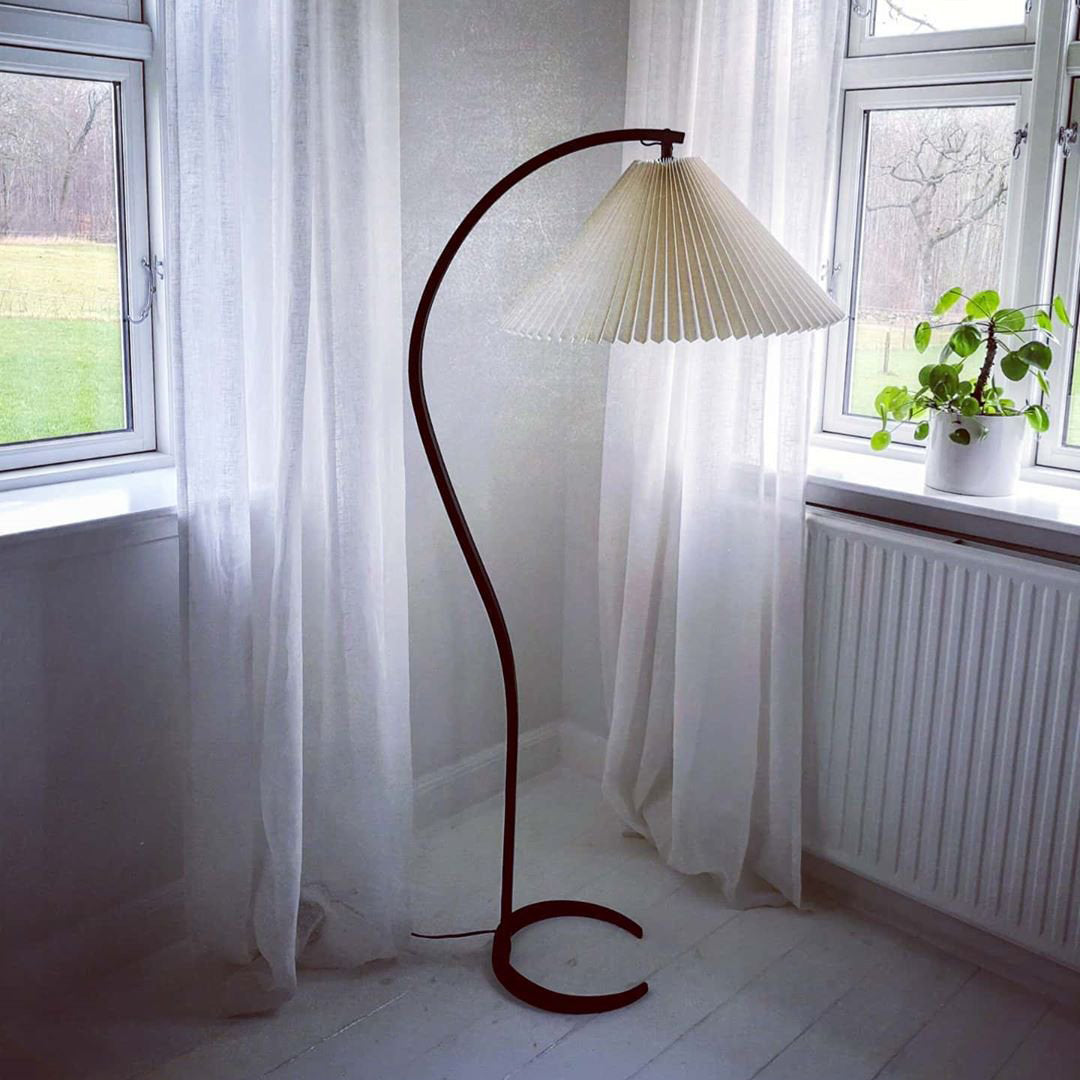 Belvaro Floor Lamp