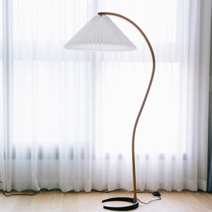 Belvaro Floor Lamp