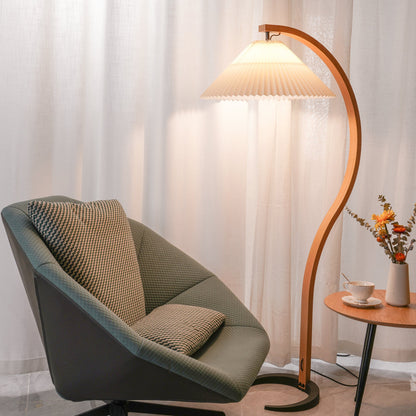 Belvaro Floor Lamp