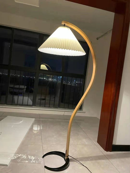 Belvaro Floor Lamp