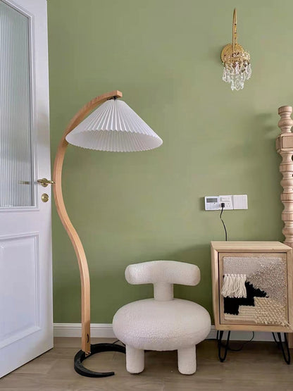 Belvaro Floor Lamp