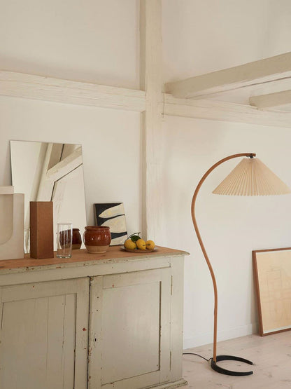 Belvaro Floor Lamp