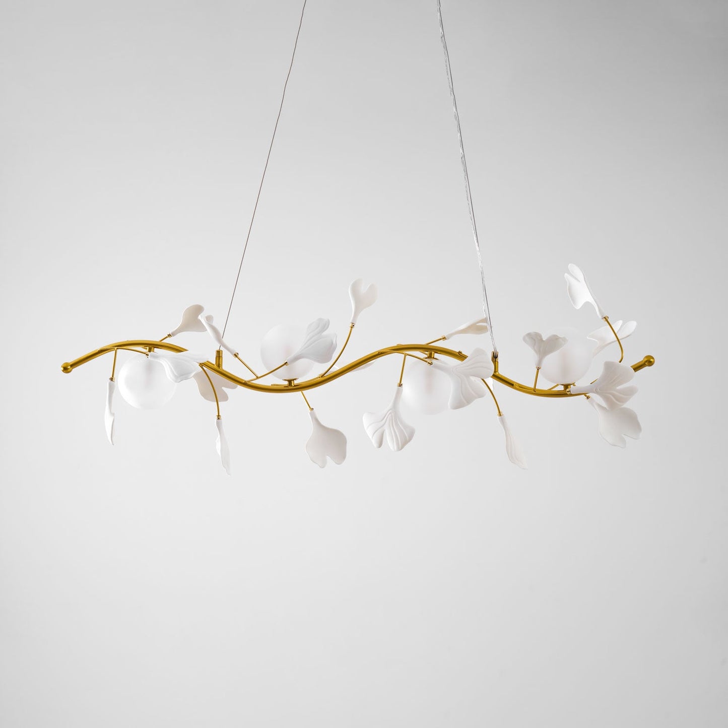 Lunaris Gingko Chandelier