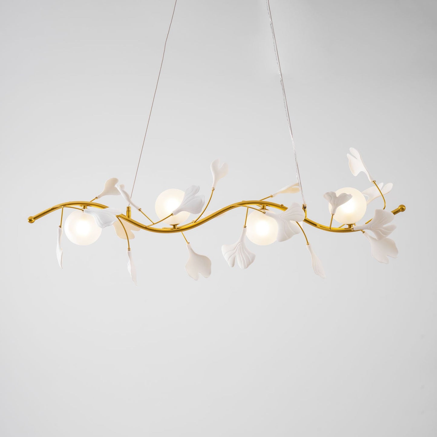 Lunaris Gingko Chandelier