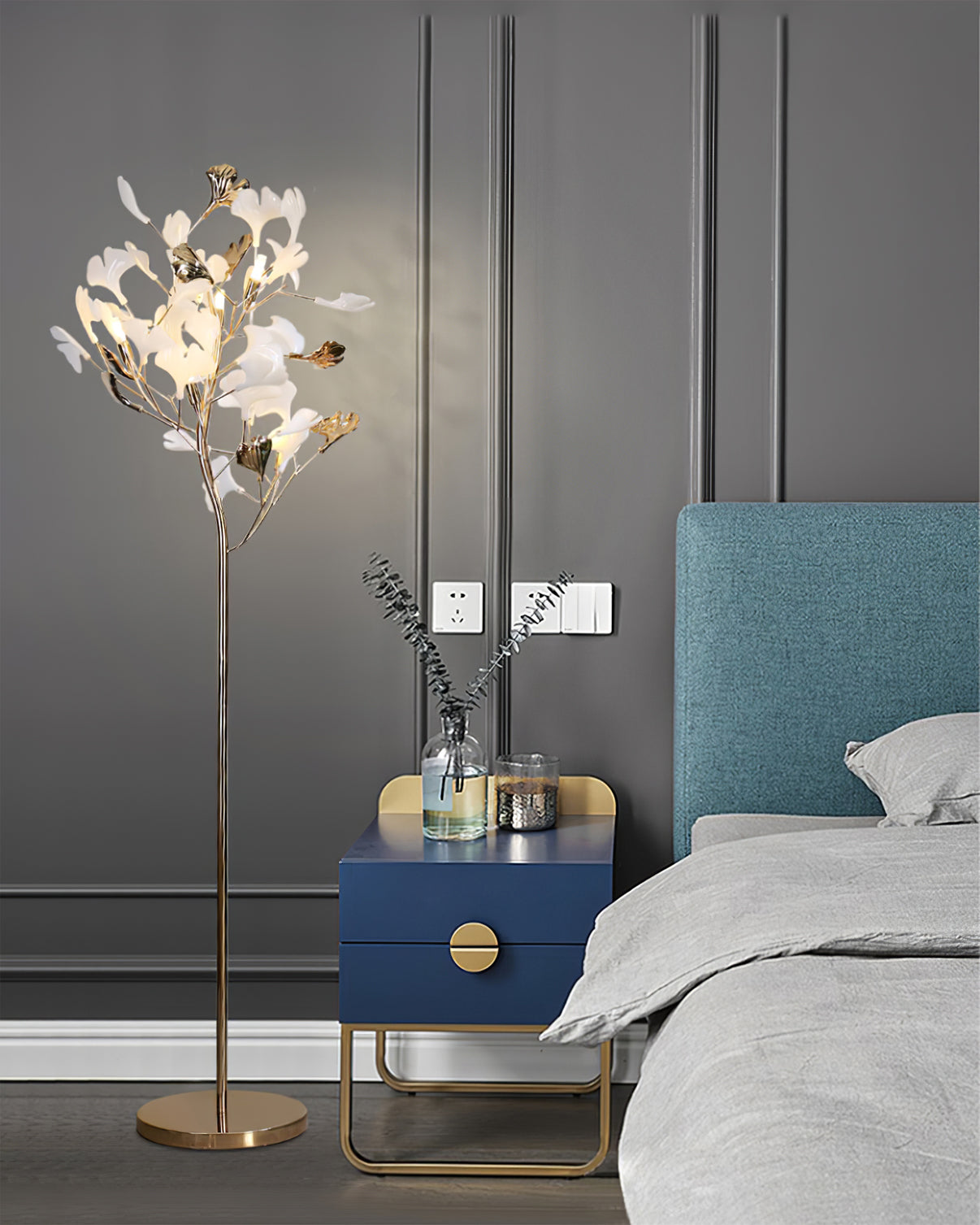 Lunaria Floor Lamp