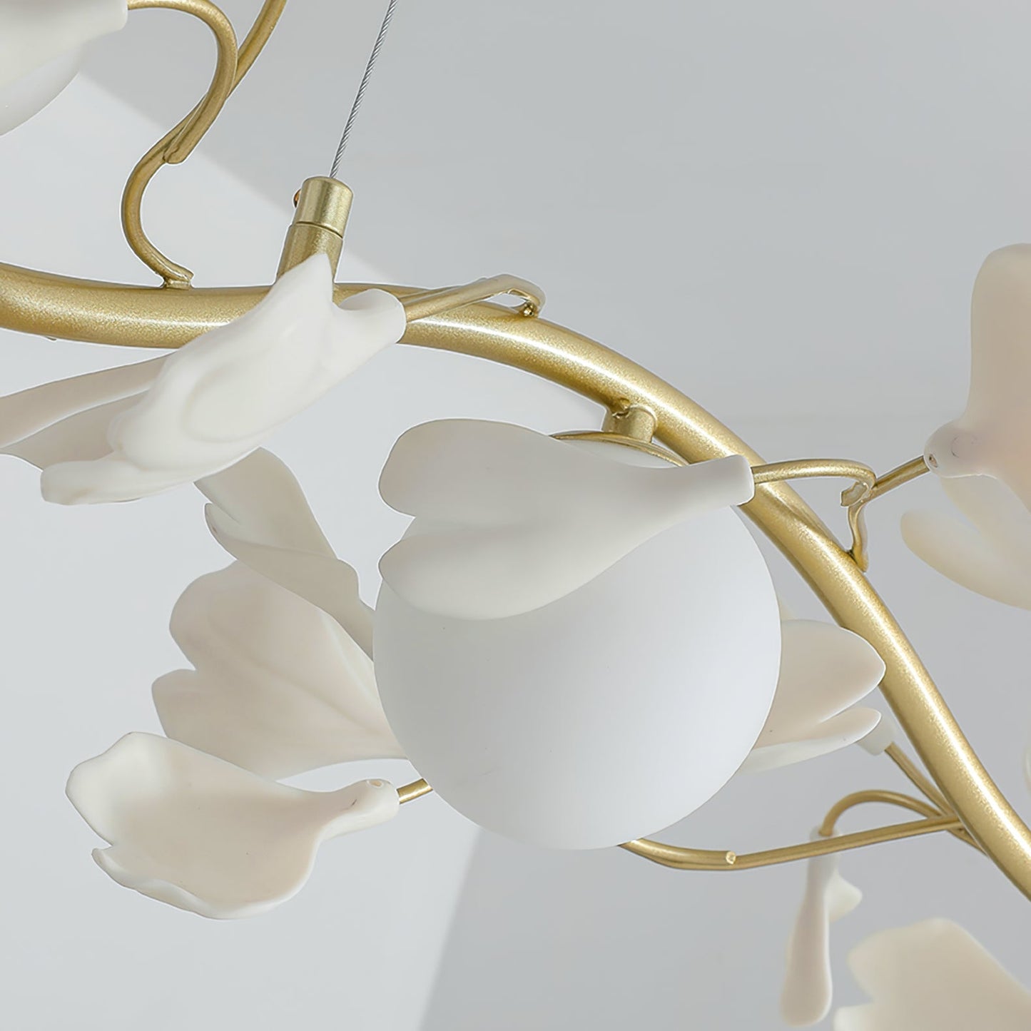 Lunaris Gingko Chandelier