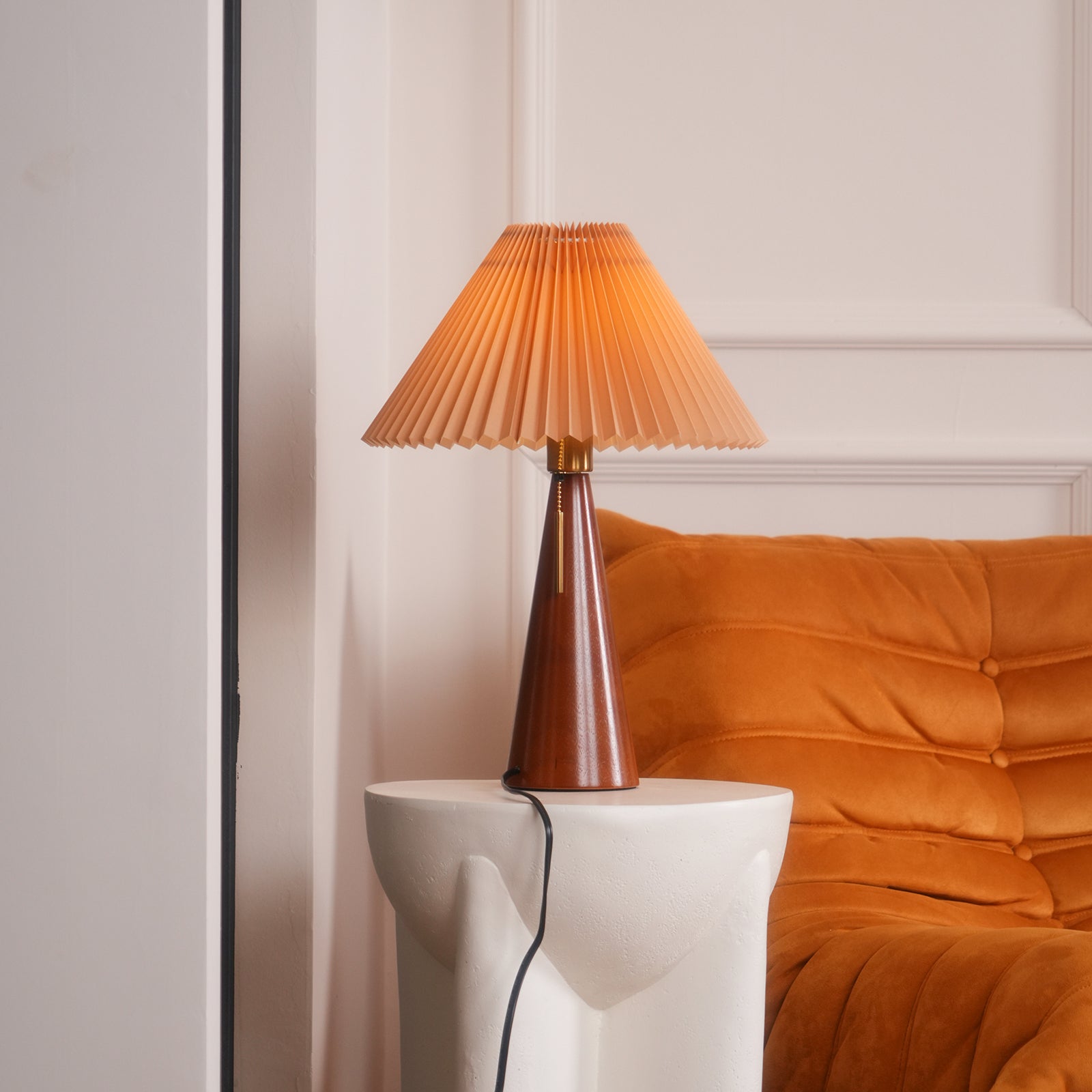Rovelle Table Lamp