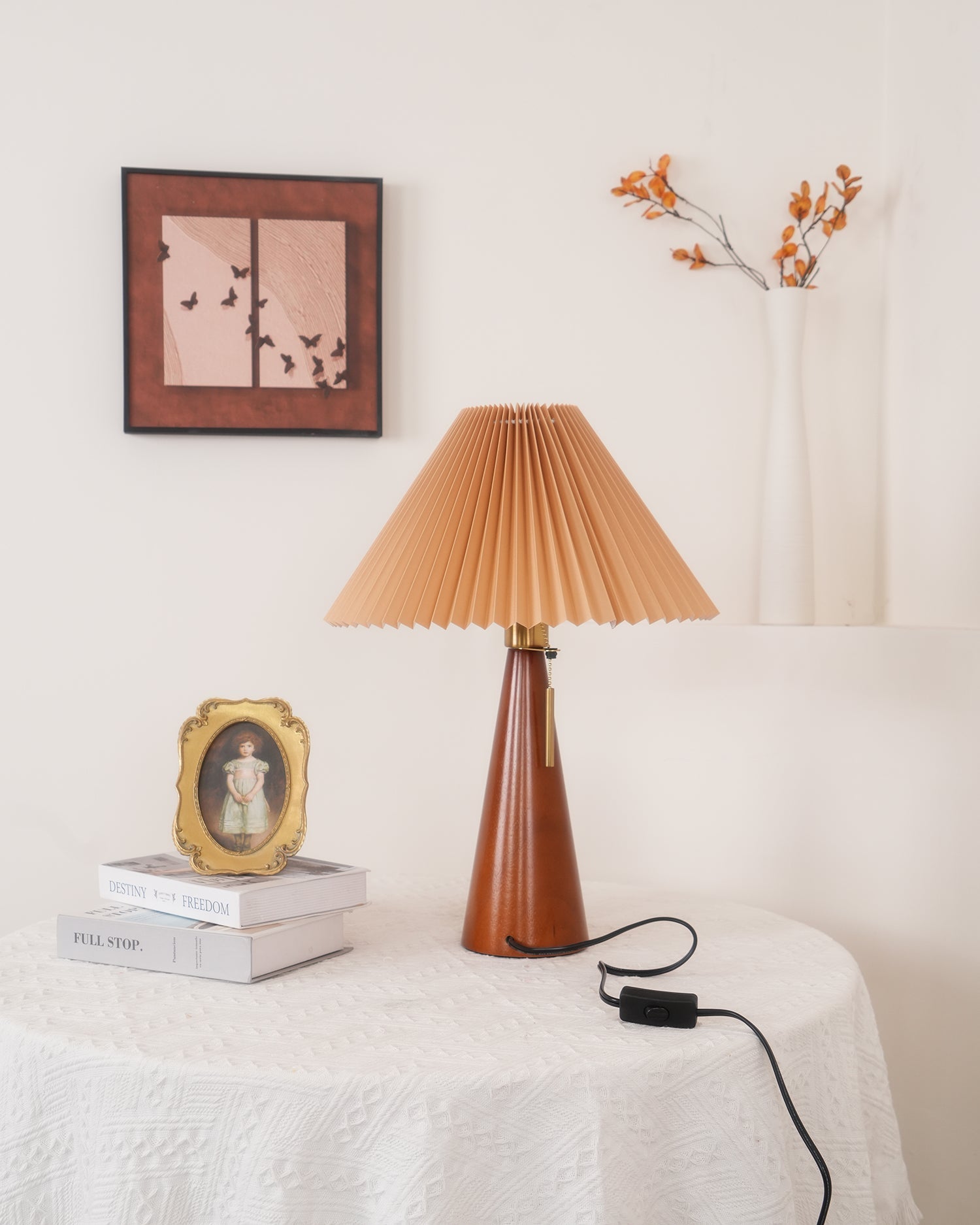 Rovelle Table Lamp