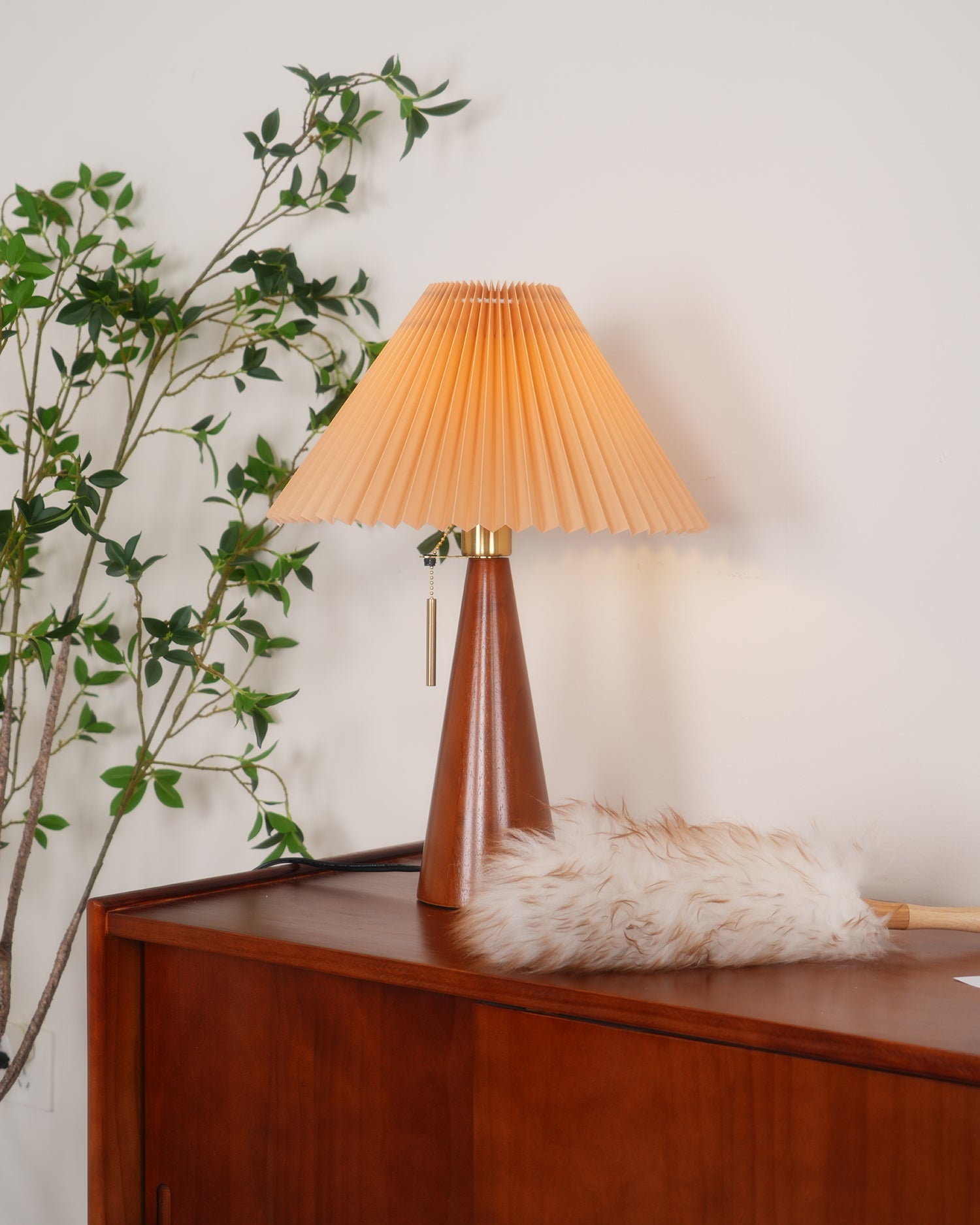 Rovelle Table Lamp