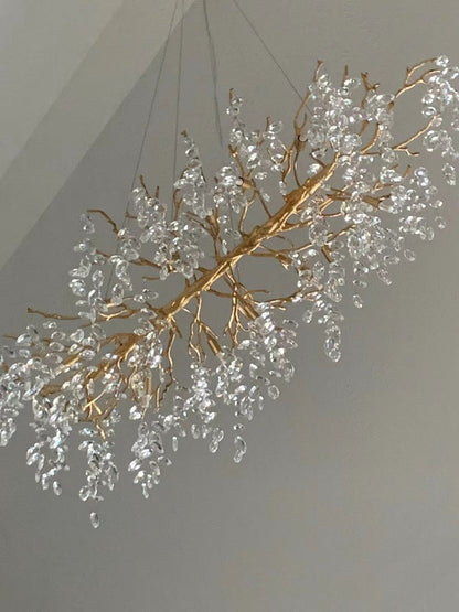 Sculptural Branch-Inspired Statement Pendant Light