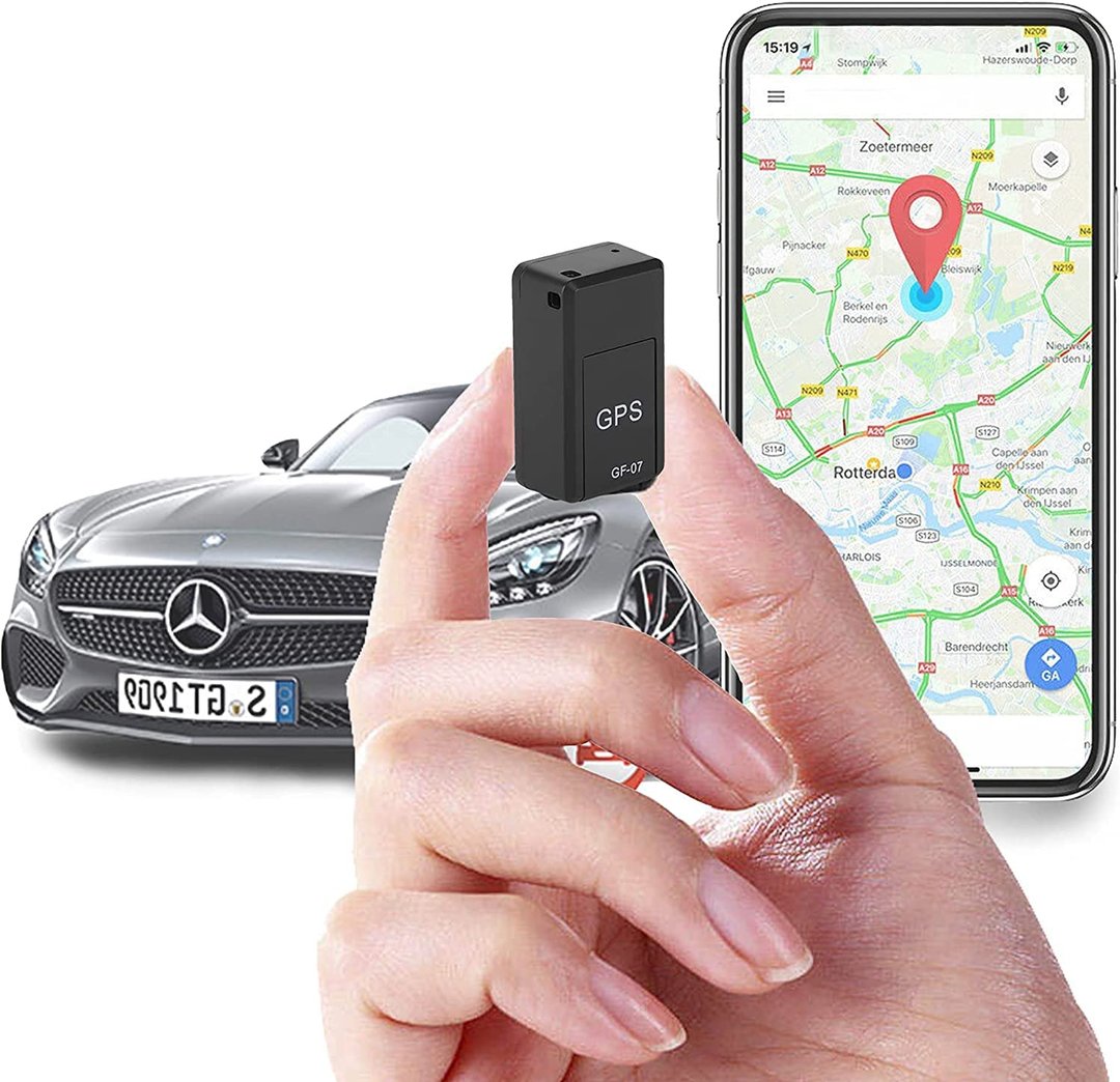Compact GPS Vehicle Tracking Device
