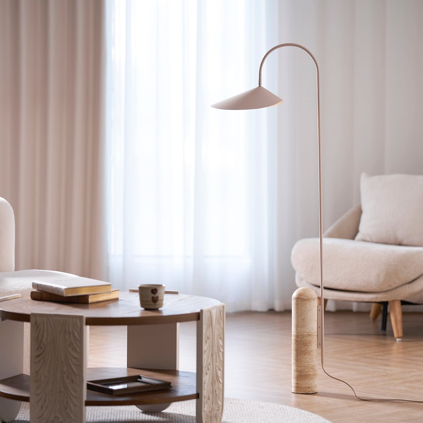 Cavello Floor Lamp