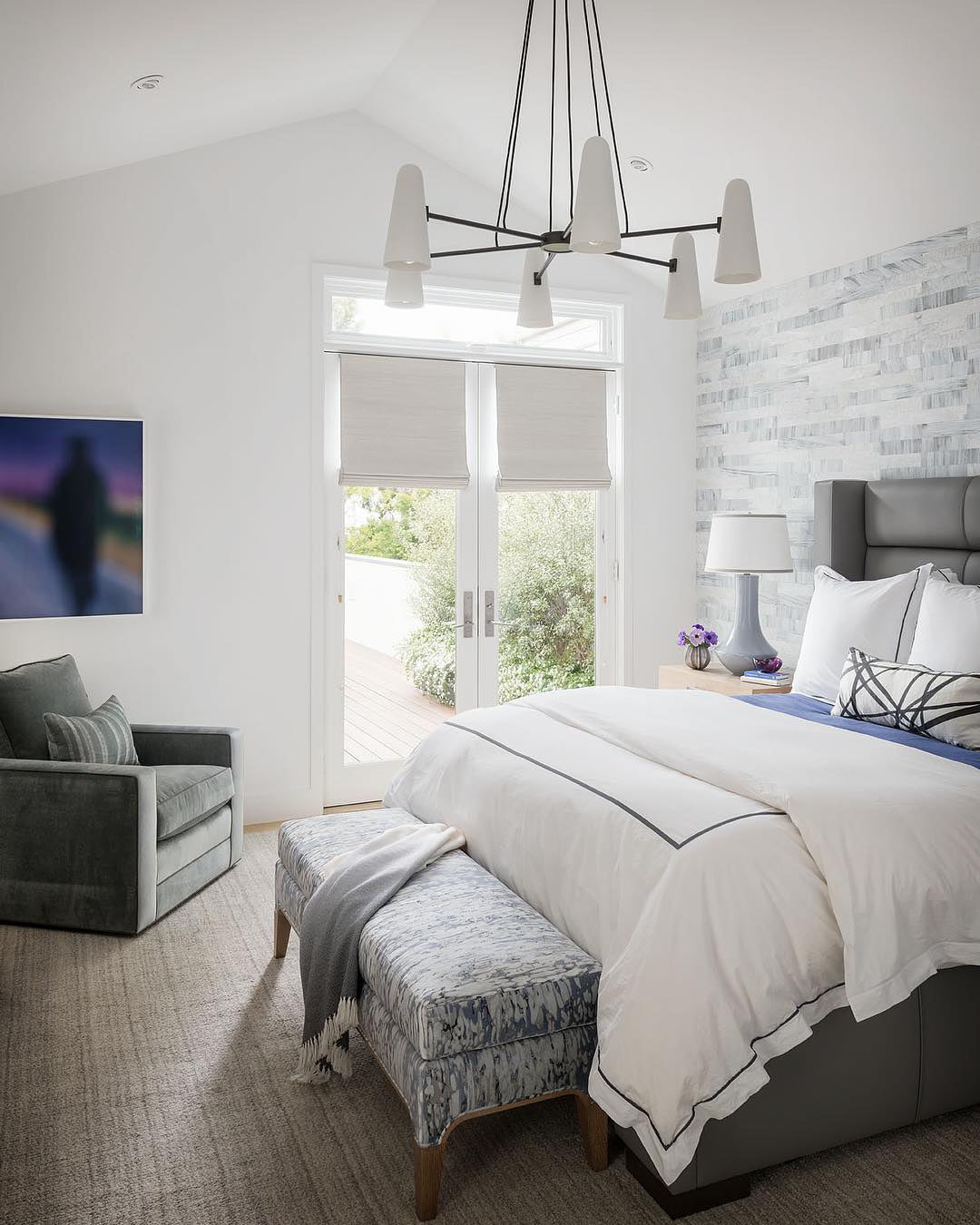 Decorative Multi-Head LED Ceiling Light with Soft Ambient Glow
