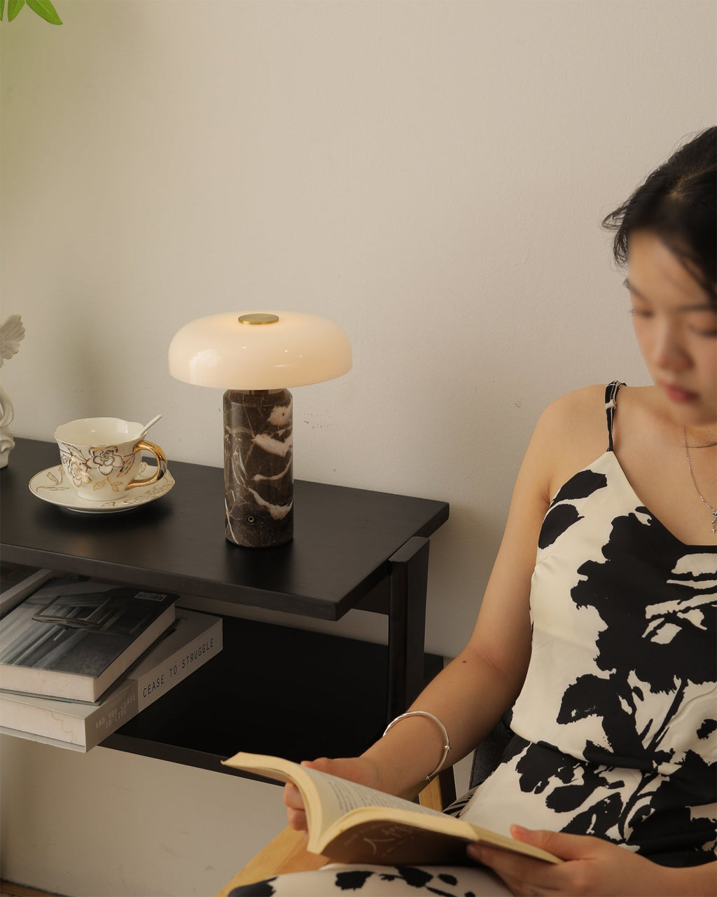 Calvero Table Lamp