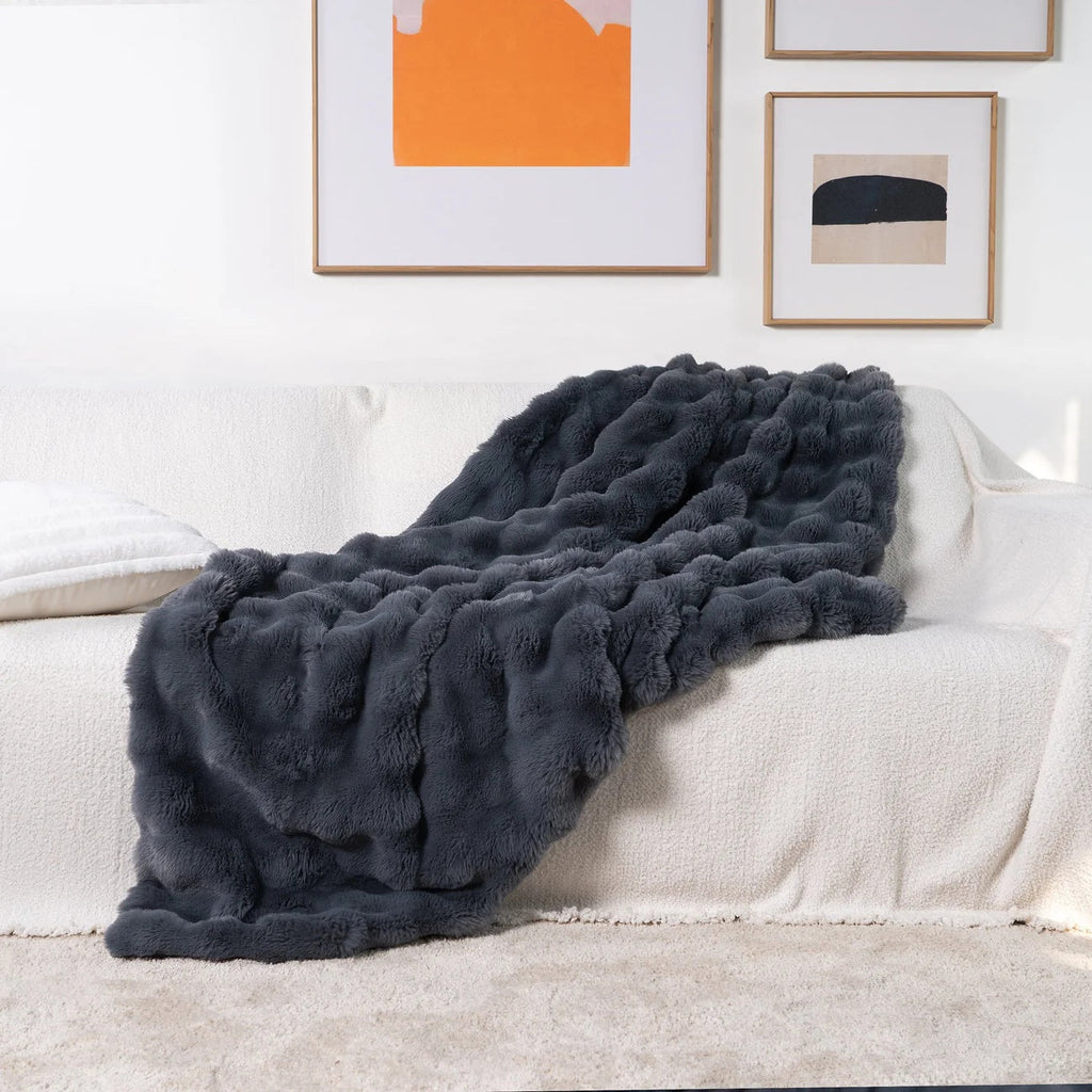 Plush Comfort Blanket for Relaxation & Travel