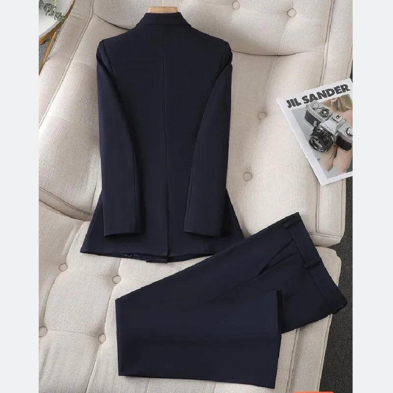 Women’s Tailored Blazer Suit Set Solid Color Two-Piece Look