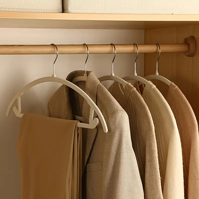 Slim Non Slip Clothes Hangers Space Efficient Closet Storage