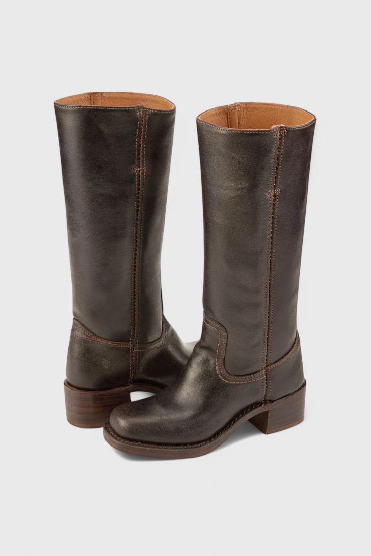 Classic Women's Knee High Boots Sleek Style for Any Look