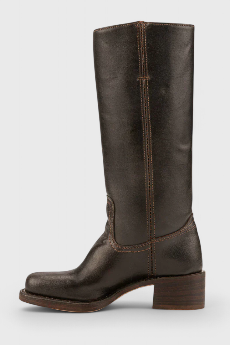 Classic Women's Knee High Boots Sleek Style for Any Look