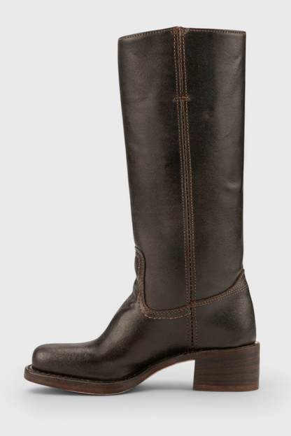 Classic Women's Knee High Boots Sleek Style for Any Look