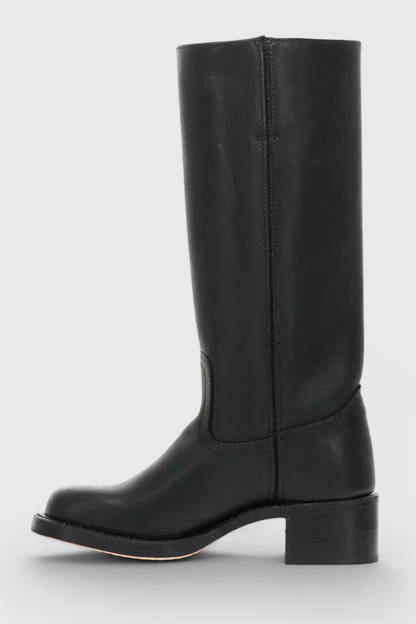 Classic Women's Knee High Boots Sleek Style for Any Look
