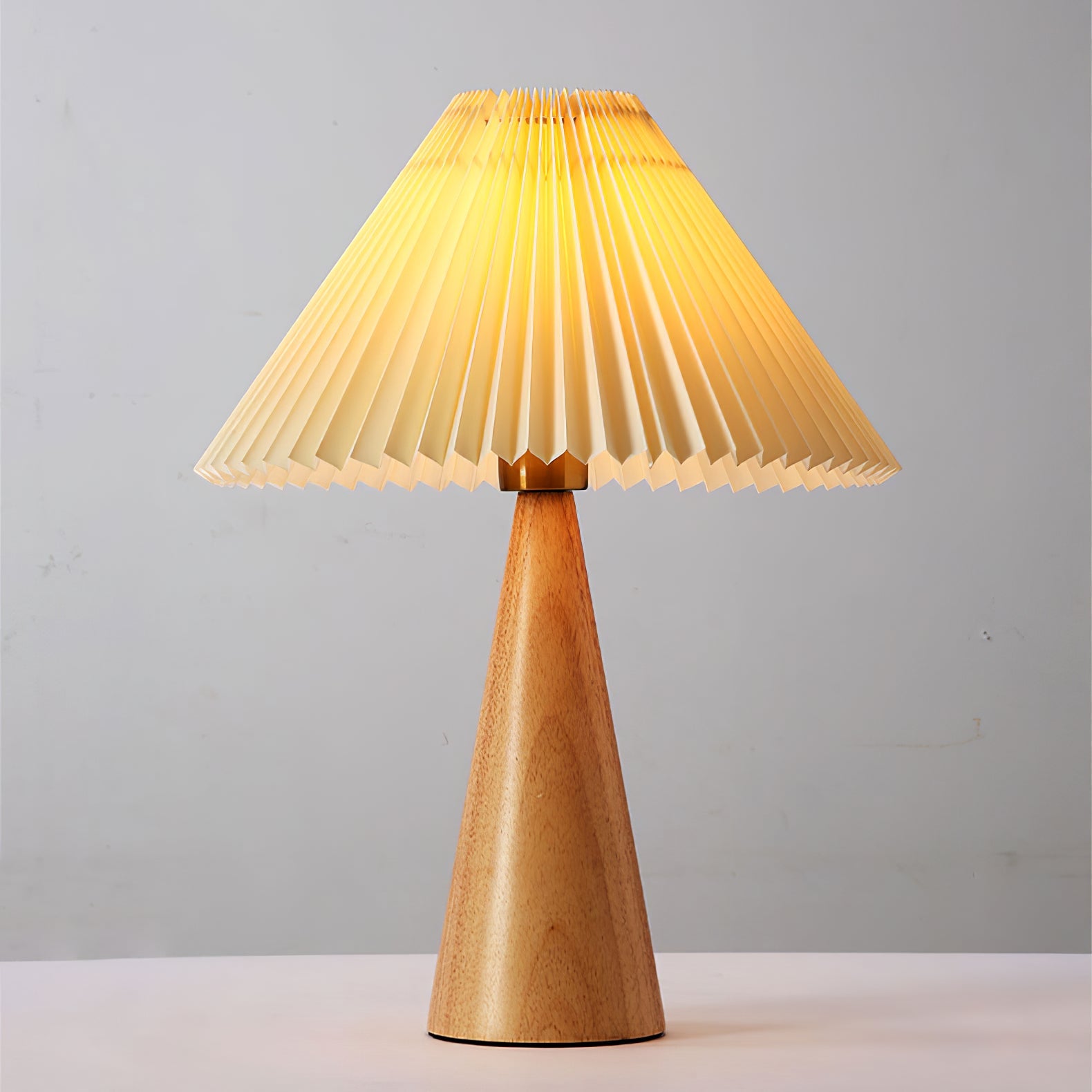Rovelle Table Lamp
