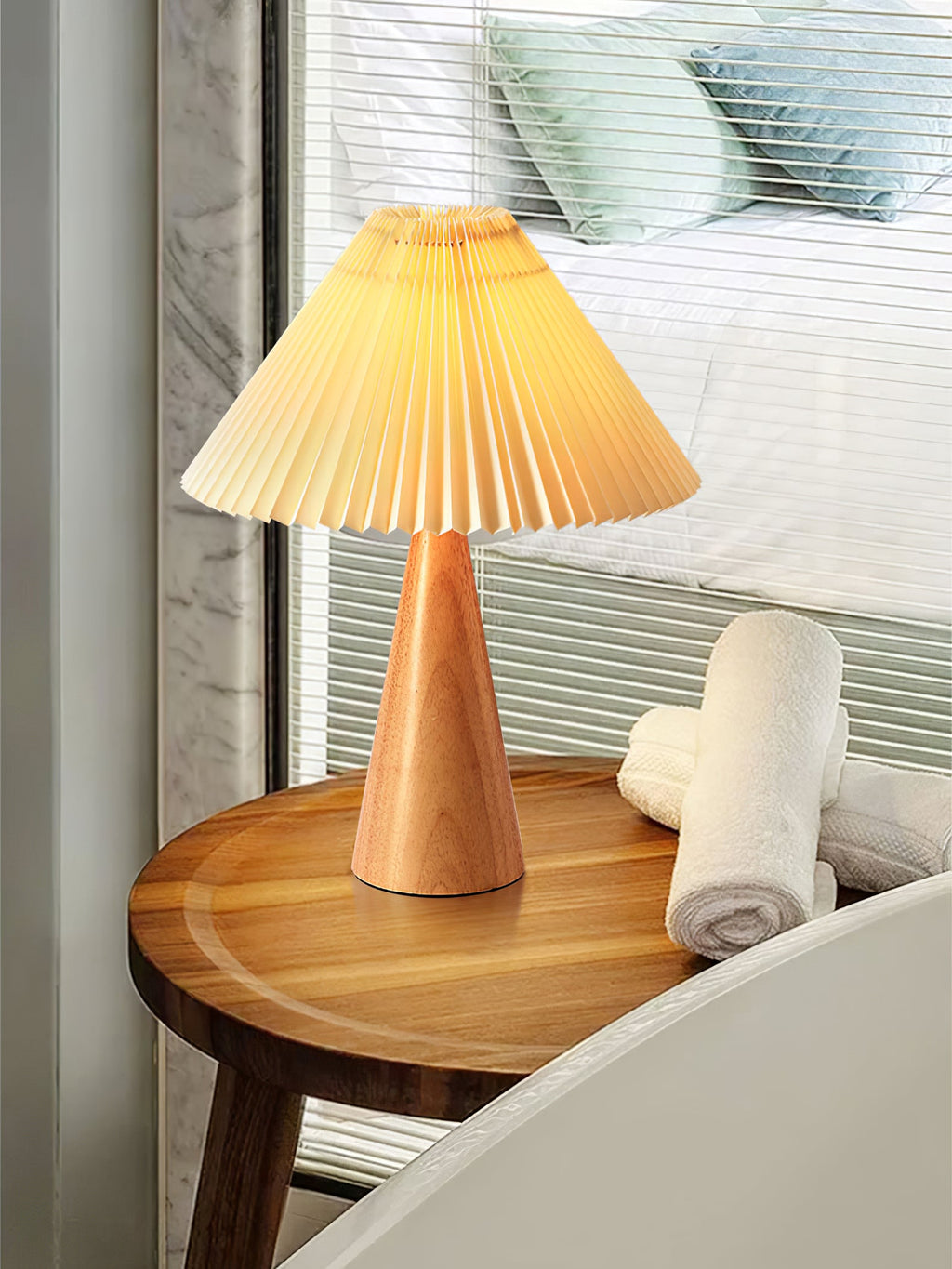 Rovelle Table Lamp